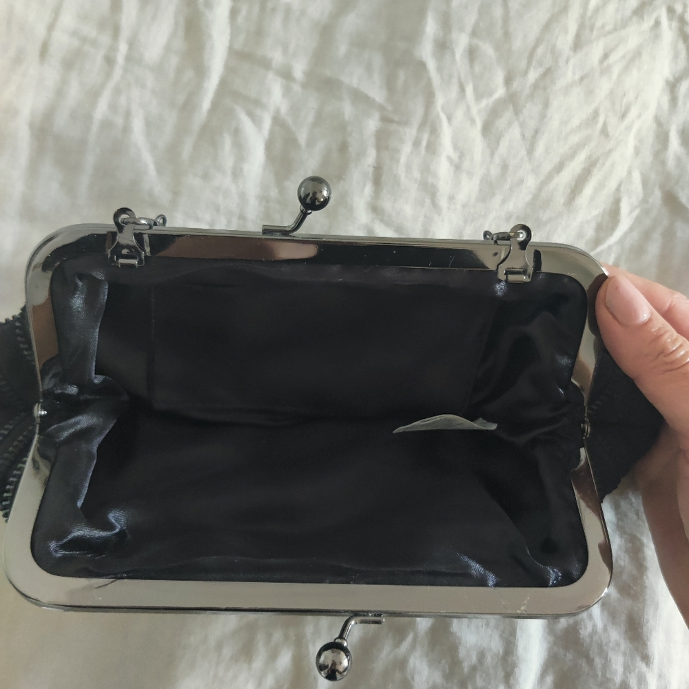 Bag - Picture 2 of 2